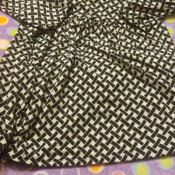 Top. Womens. - Picture 3 of 7